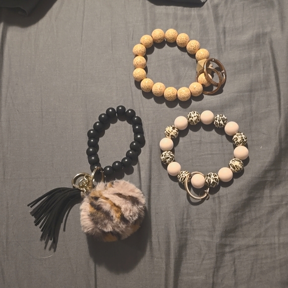 Leopard print wristlet key chains - Picture 1 of 1